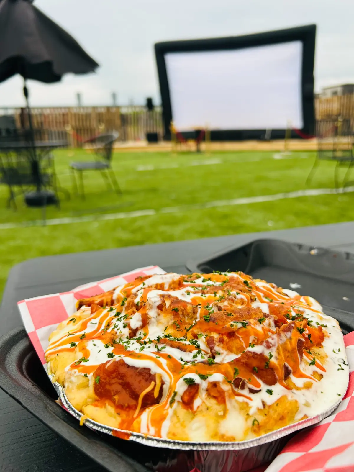 Buffalo Chicken Mac from R&Beef Dawgz